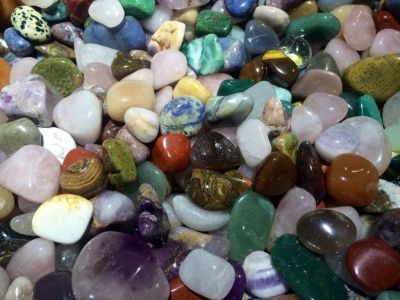 Влияние на естествените камъни