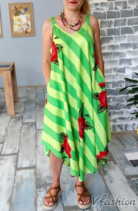 Плажна рокля на райета с джобове