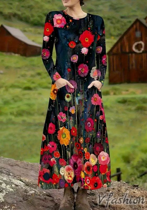 Еластична рокля на цветя с джобове