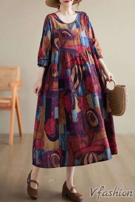 Разкроена рокля с джобове и арт принт