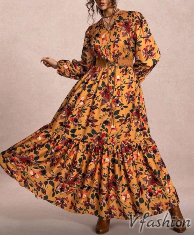 Разкроена рокля на цветя