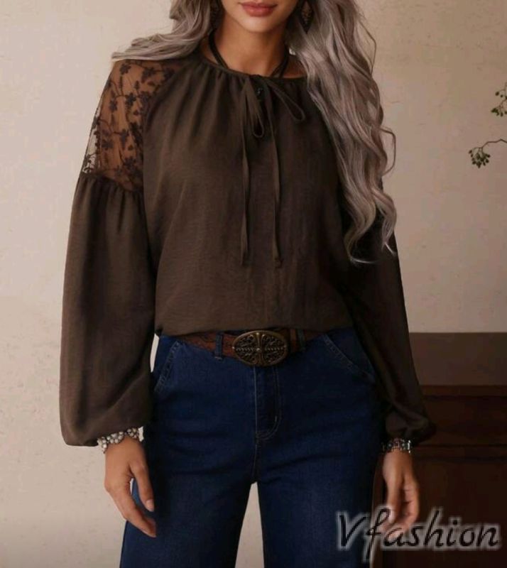 Риза с дантела - кафява