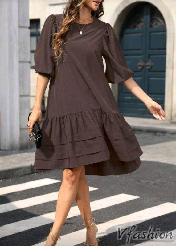 Рокля с волан - кафява