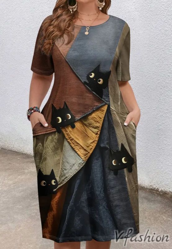 Еластична рокля с принт и джобове