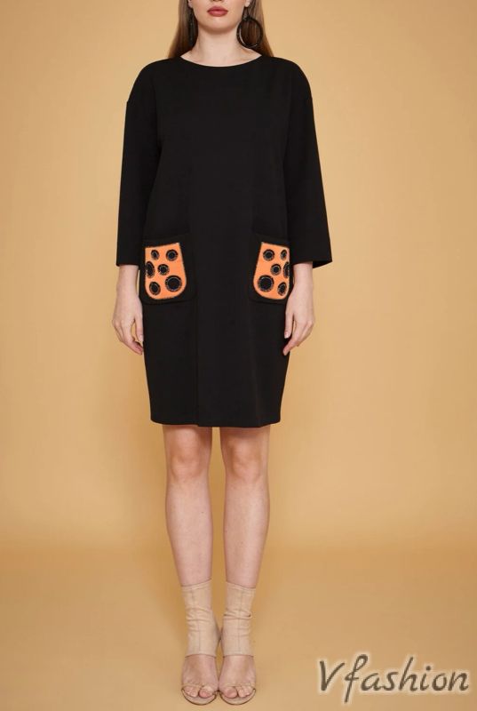 Рокля с цветни джобове - черна