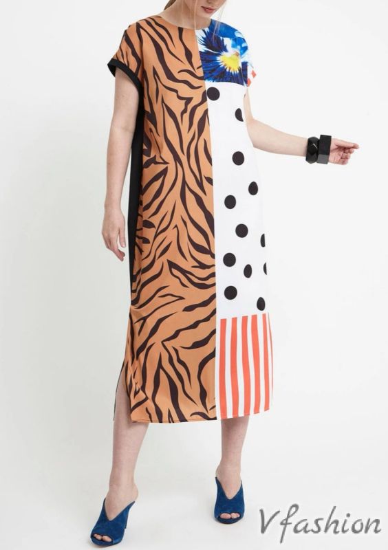 Цветна рокля с джобове