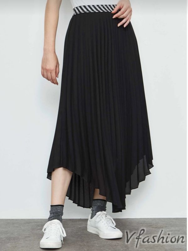 Плисирана пола - черна