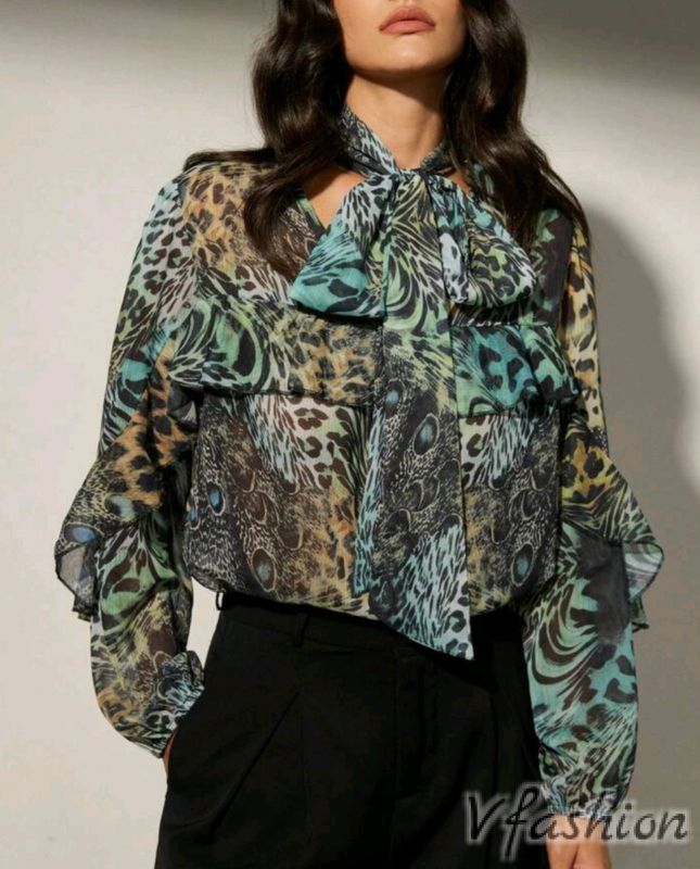 Риза с леопардов принт