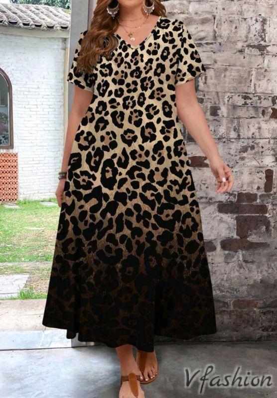 Еластична рокля с леопардов принт
