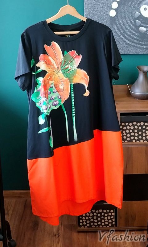 Памучна рокля с принт - черно и оранжево