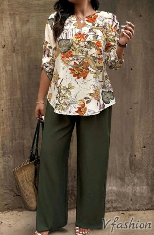 Комплект панталон и блуза с принт