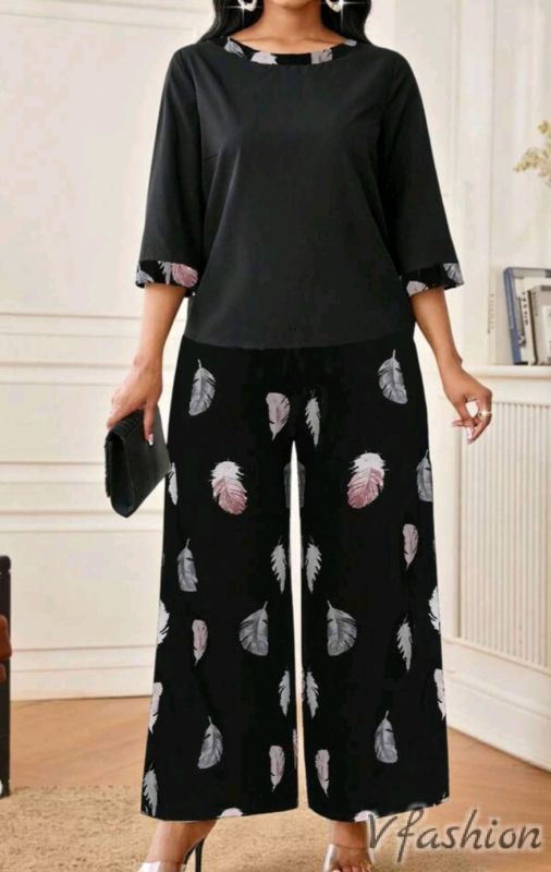 Комплект панталон на листа и блуза