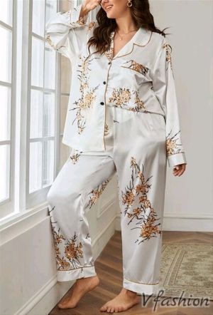 Сатенена пижама - кремава - 176710