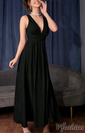 Вечерна рокля с V-образно деколте - черна - 177084