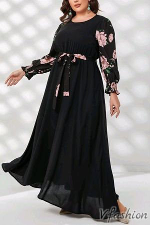 Дълга рокля с мотиви цветя - черна - 177125