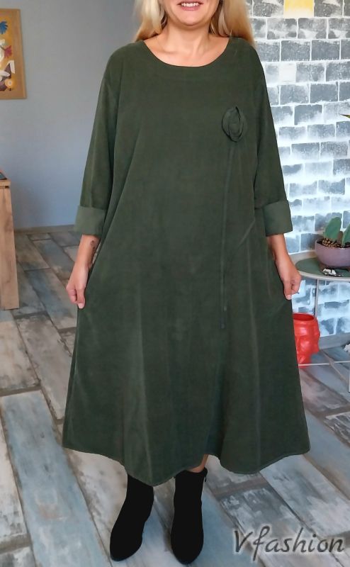 Джинсова рокля с апликация - зелена