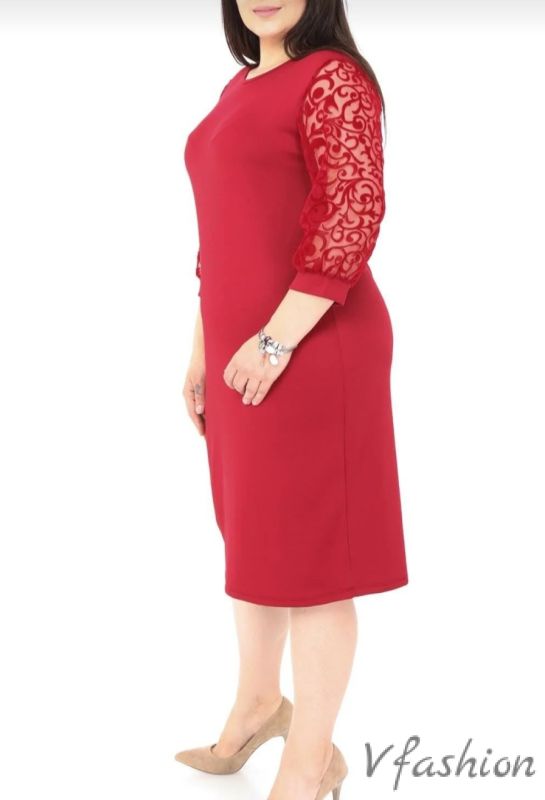 Права рокля с дантелени ръкави - червена
