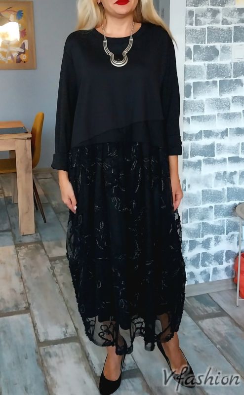 Рокля с тюл на цветя