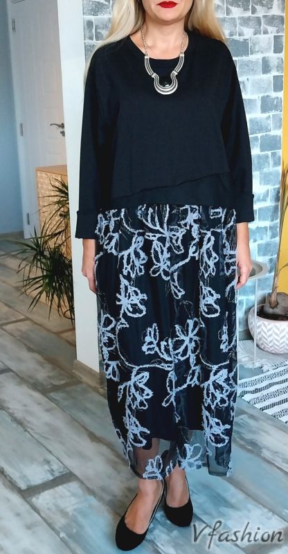 Рокля с тюл на сиви цветя