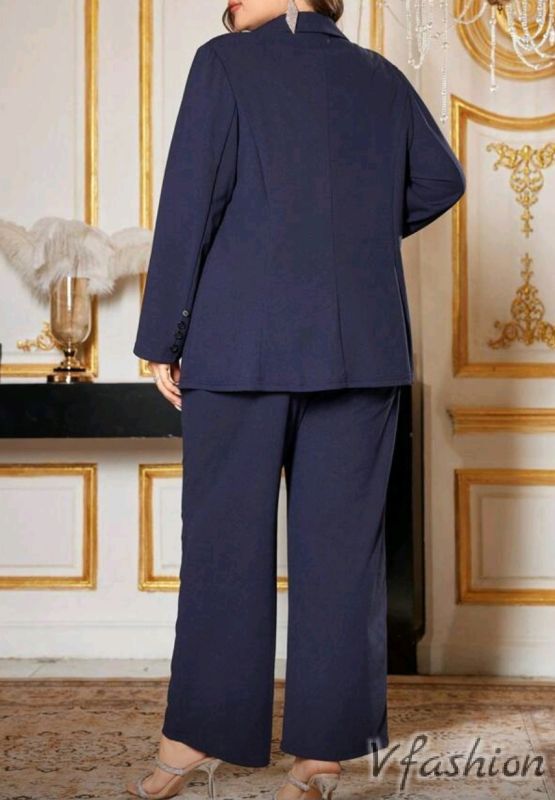 Комплект панталон и сако с цвете