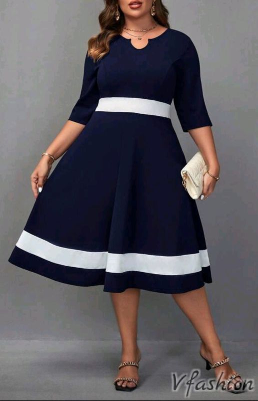 Разкроена рокля - синьо и бяло