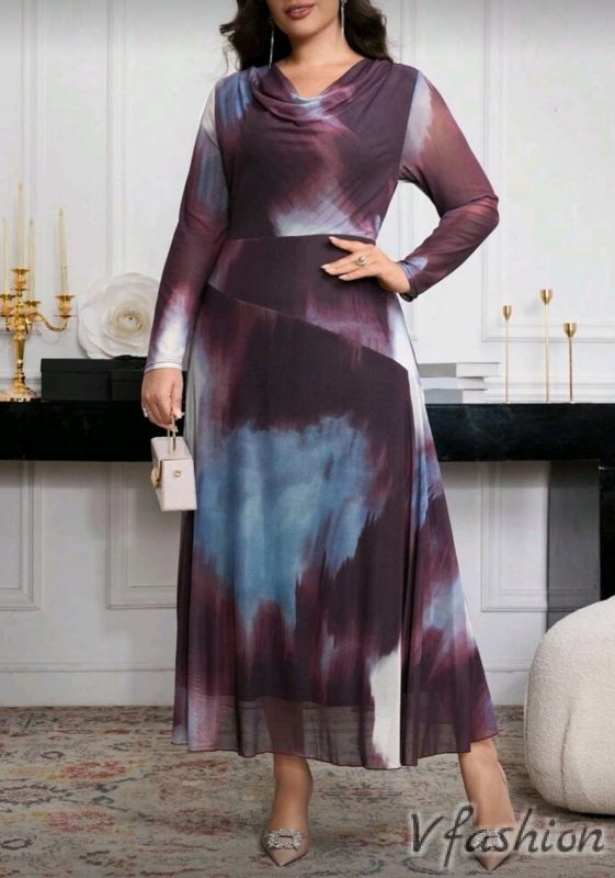 Елегантна рокля в преливащи цветове