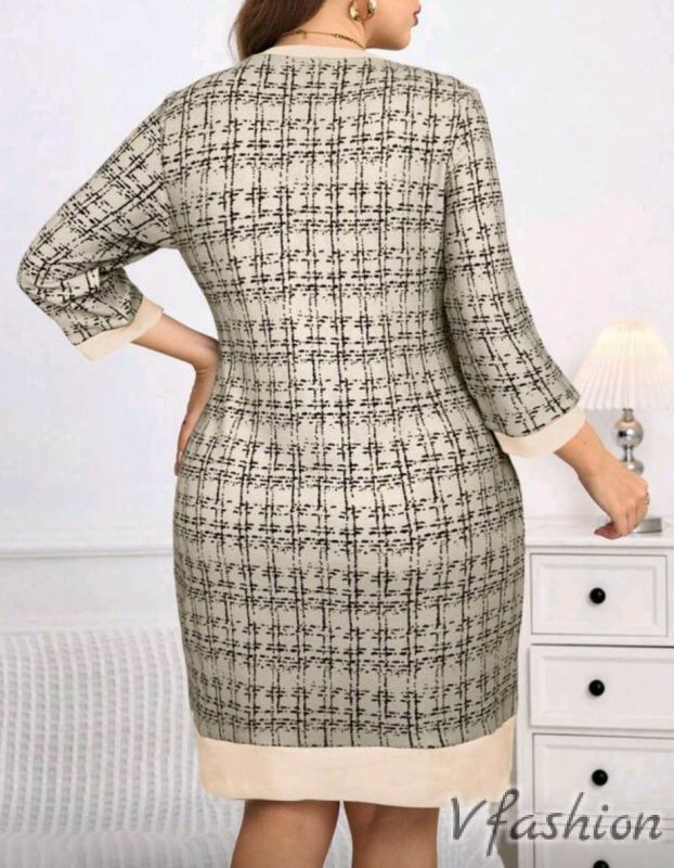 Права рокля с принт