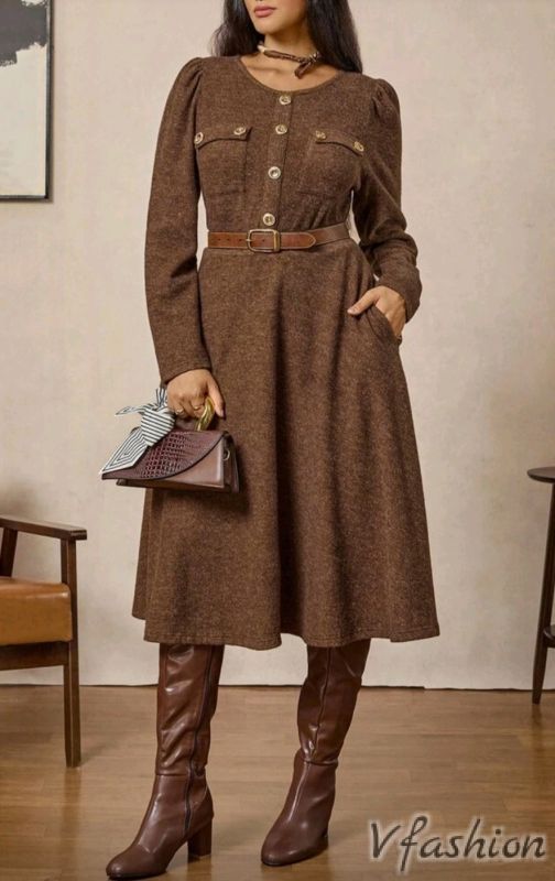 Рокля с джобове и копчета - кафява