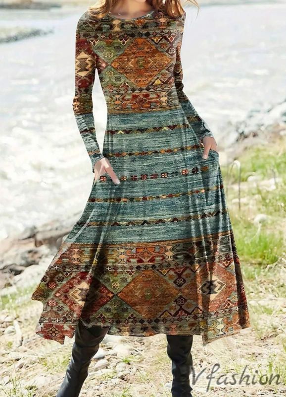 Еластична рокля с винтидж принт