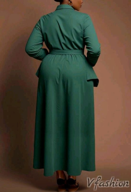 Рокля-риза с джобове - зелена