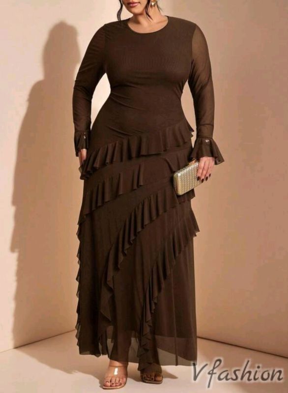 Тюлена рокля с волани