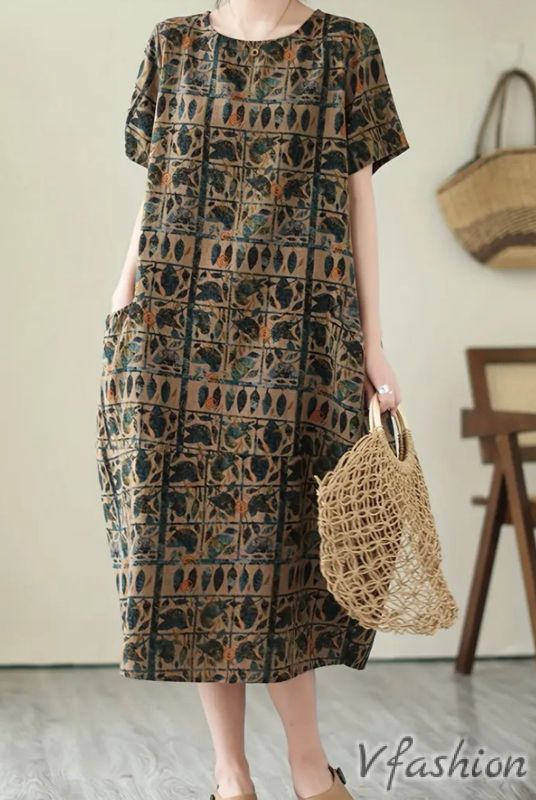 Рокля с джобове и принт