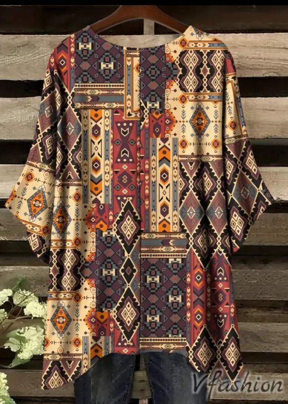 Еластична блуза с етно принт