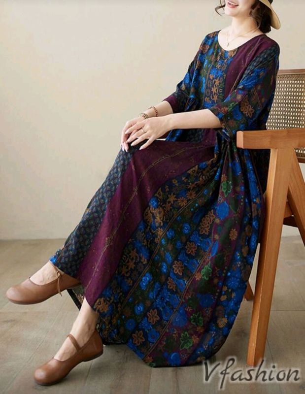 Разкроена рокля с бохо принт