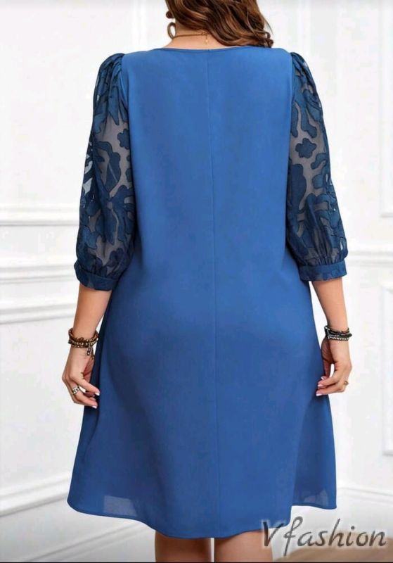 Официална рокля с дантелени ръкави