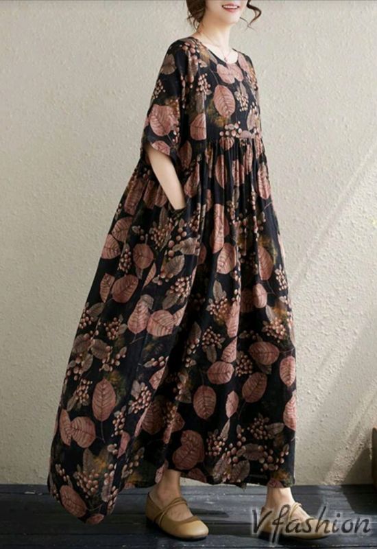 Разкроена рокля с джобове