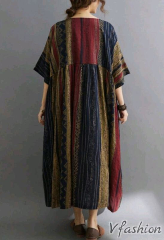 Разкроена рокля с бохо принт