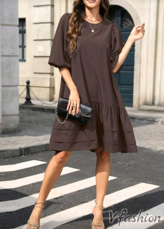 Рокля с волан - кафява