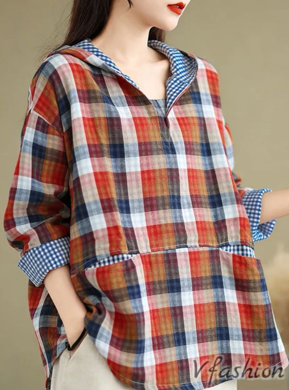 Карирана блуза с джобове и качулка