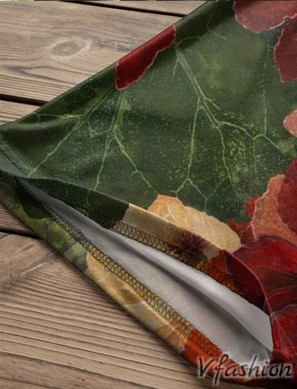 Еластична рокля с принт цветя