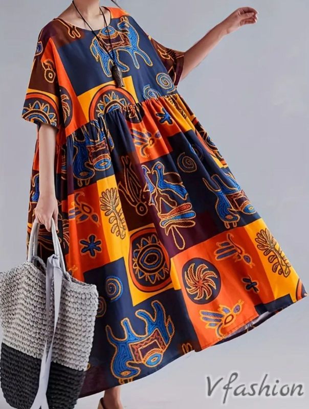 Цветна рокля с принт и джобове