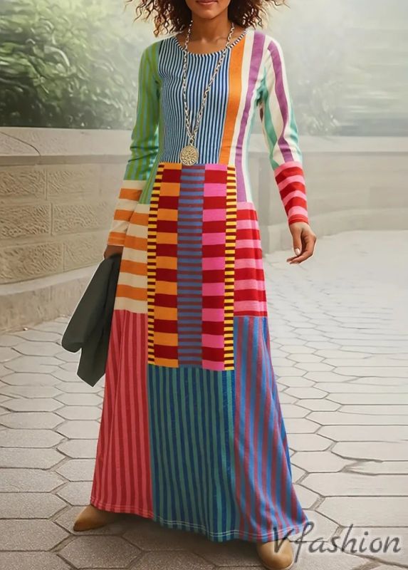 Еластична рокля с цветен принт