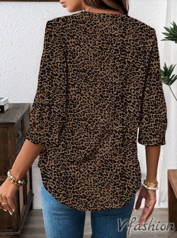 Блуза с леопардов принт