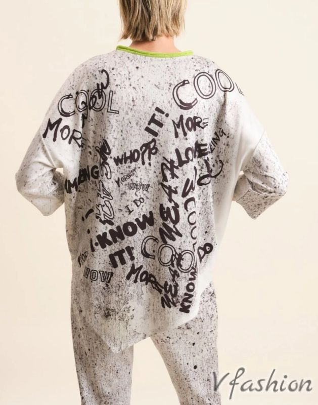 Блуза с принт надписи