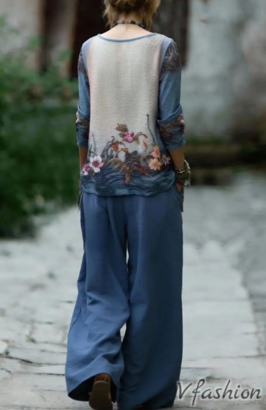Комплект панталон и блуза с принт