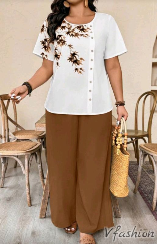 Комплект панталон и блуза с копчета