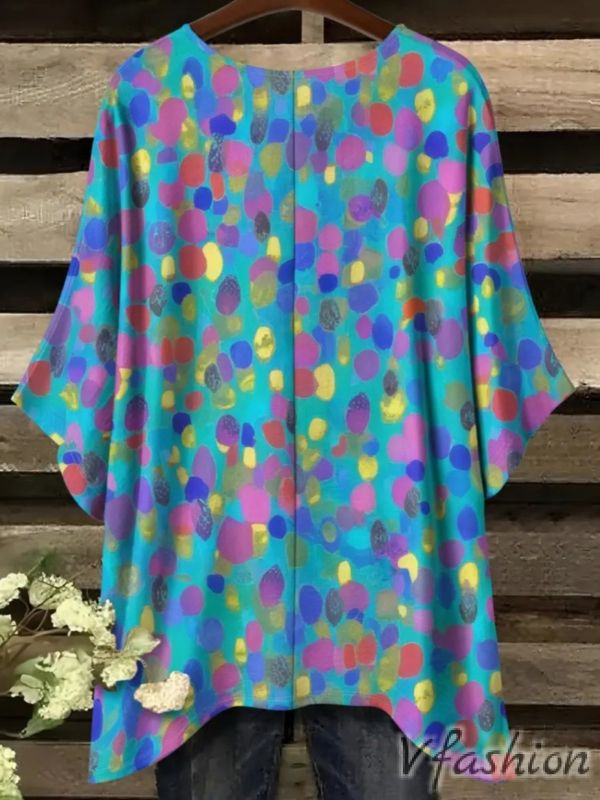 Еластична блуза с принт цветни точки