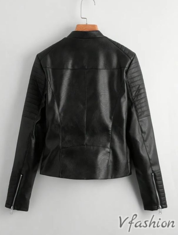 Яке от еко кожа - черно