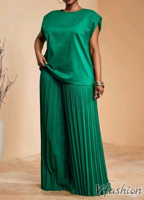 Комплект блуза и плисиран панталон - зелен