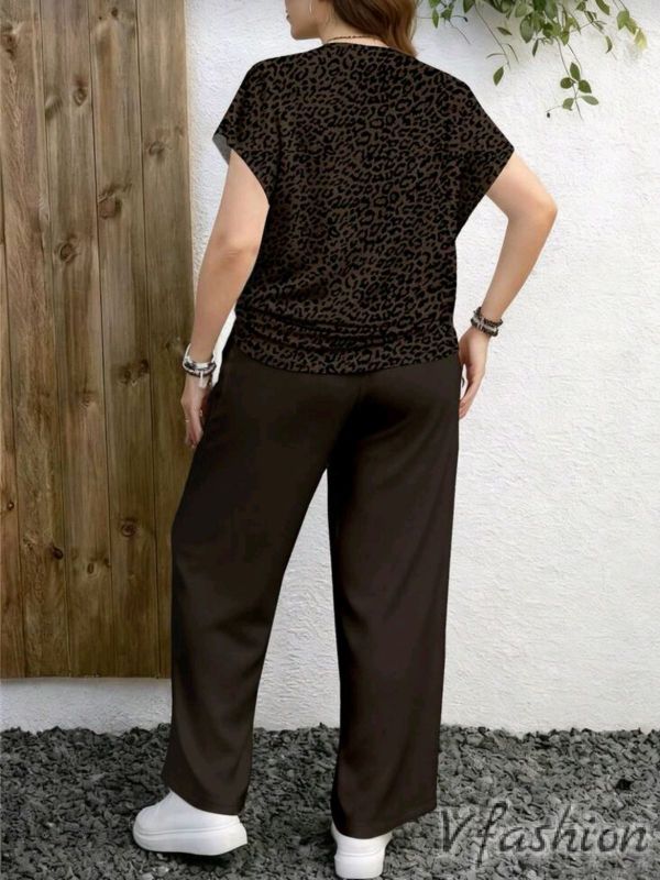 Комплект панталон и блуза с леопардов принт